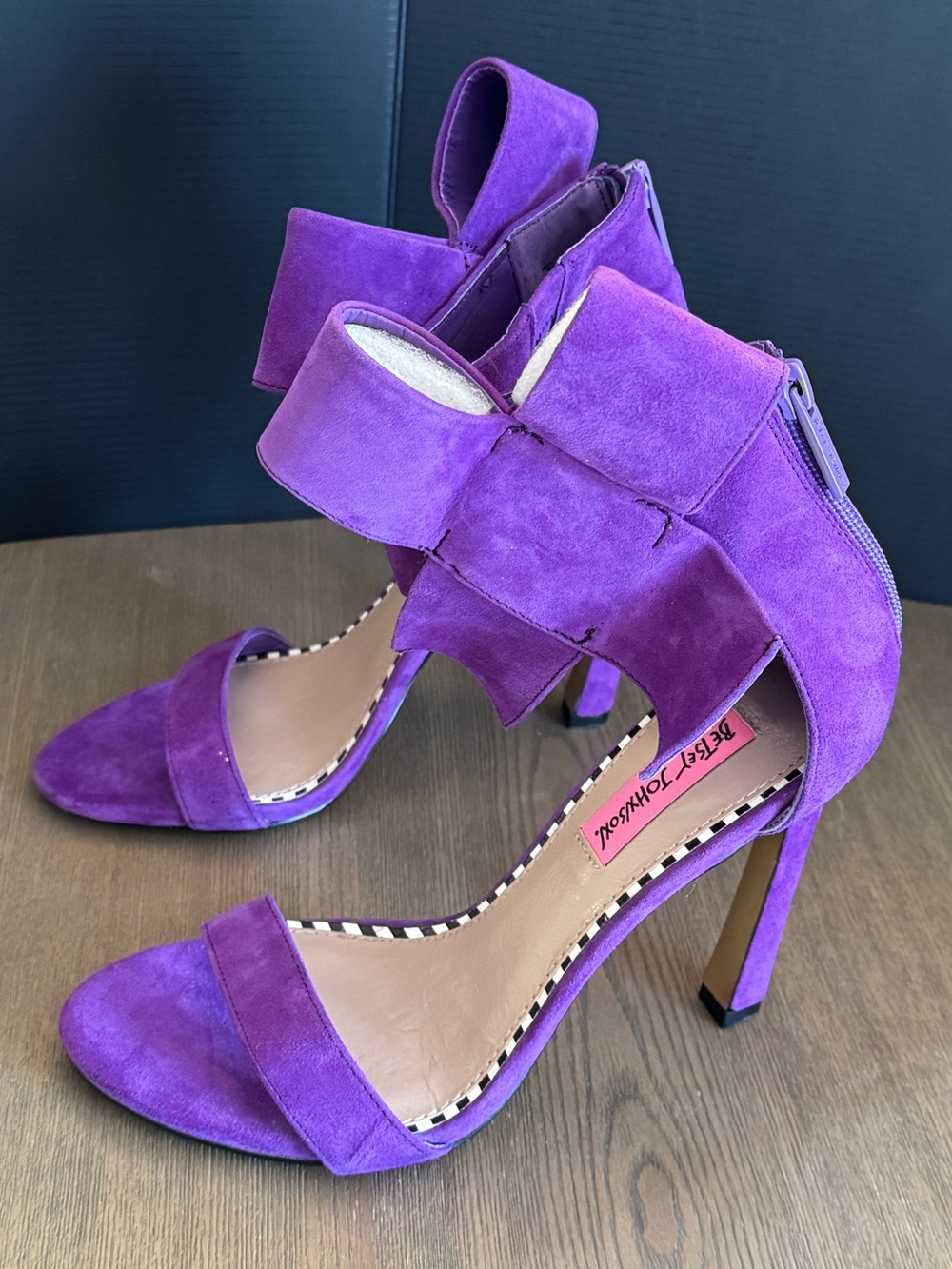 Betsey Johnson Purple Suede Friskyy Stiletto Dress Sandals BIG Bow Open Toe 7.5 - Picture 8 of 13